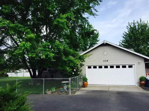 239 W Gregory Rd, Central Point, OR 97502 photo 27