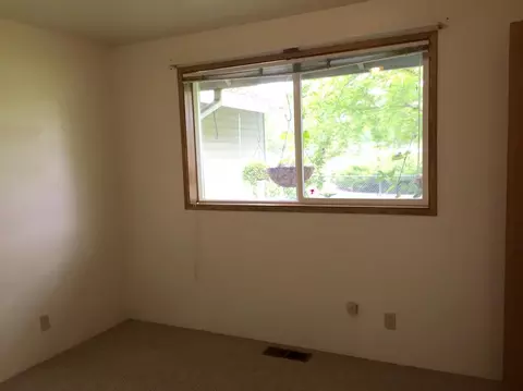 239 W Gregory Rd, Central Point, OR 97502 photo 16