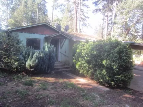 299 Madrona Dr, Cave Junction, OR 97523 photo 1