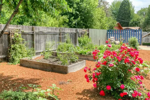 756 Talbot, Eagle Point, OR 97524 photo 30