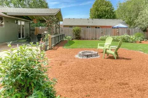756 Talbot, Eagle Point, OR 97524 photo 24