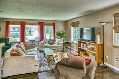 756 Talbot, Eagle Point, OR 97524 photo 7