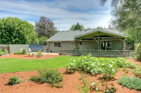 756 Talbot, Eagle Point, OR 97524 photo 25