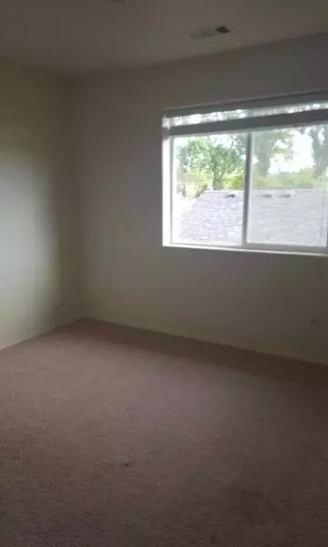 628 John Wayne Dr, Central Point, OR 97502 photo 10