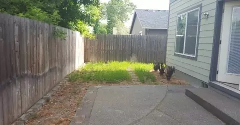 628 John Wayne Dr, Central Point, OR 97502 photo 14