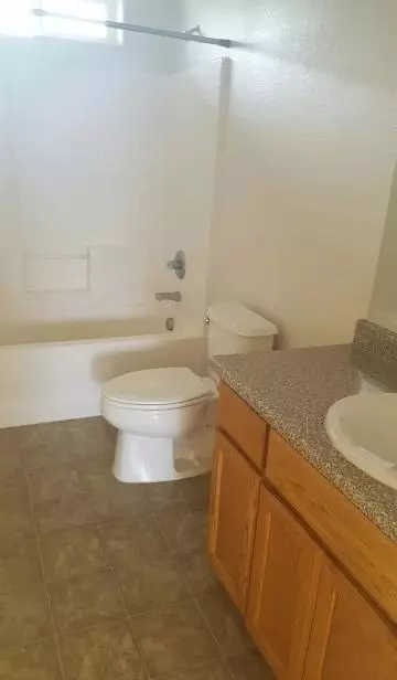 628 John Wayne Dr, Central Point, OR 97502 photo 11