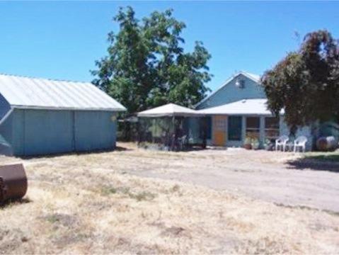 1310 E Gregory Rd, Central Point, OR 97502 photo 3