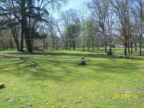 5685 Holland Loop Rd, Cave Junction, OR 97523 photo 3