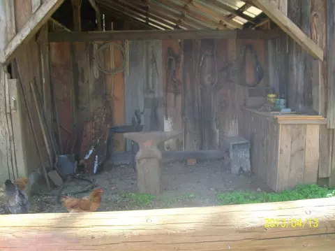 5685 Holland Loop Rd, Cave Junction, OR 97523 photo 17