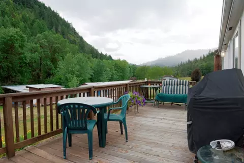 18818 Evans Creek Rd, Rogue River, OR 97537 photo 1