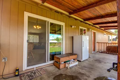 403 C St, Phoenix, OR 97535 photo 21