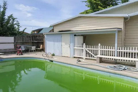 6186 Iris Ln, Central Point, OR 97502 photo 19