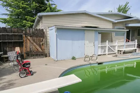 6186 Iris Ln, Central Point, OR 97502 photo 17