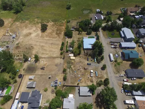 6186 Iris Ln, Central Point, OR 97502 photo 5