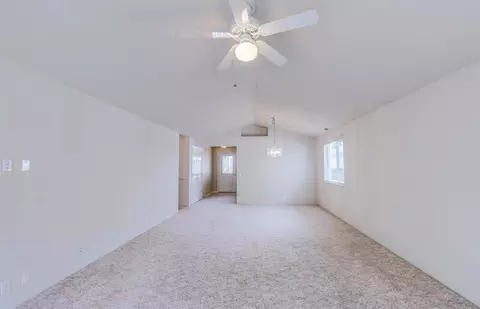 327 SW Independence Dr, Grants Pass, OR 97527 photo 8