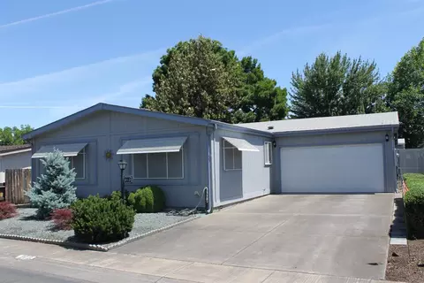 555 Freeman Rd #212, Central Point, OR 97502 photo 3