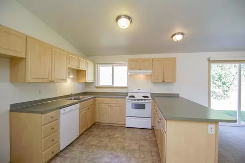2410 Dodge Rd, Eagle Point, OR 97524 photo 11