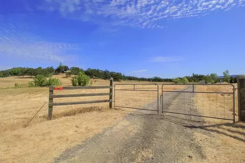 2410 Dodge Rd, Eagle Point, OR 97524 photo 28