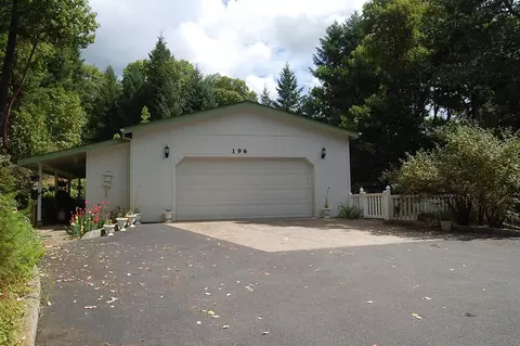 196 Wild Raspberry Cir, Wilderville, OR 97543 photo 3