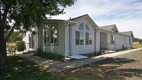 180 Capri Dr, Eagle Point, OR 97524 photo 3