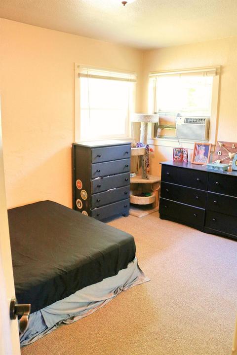 305 Elm St, Phoenix, OR 97535 photo 7