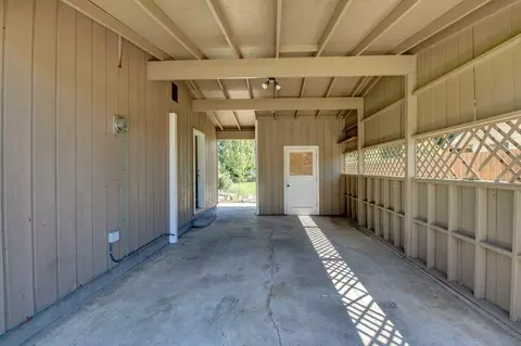 445 W Pine St, Central Point, OR 97502 photo 29
