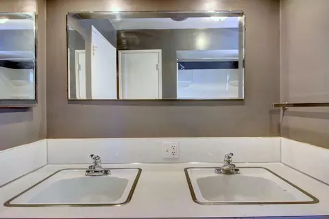 445 W Pine St, Central Point, OR 97502 photo 14