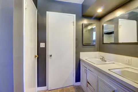 445 W Pine St, Central Point, OR 97502 photo 15