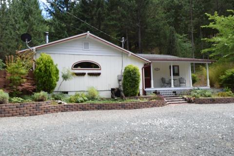 4182 Evans Creek Rd, Rogue River, OR 97537 photo 1
