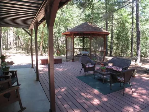254 Green Tree Loop, Grants Pass, OR 97527 photo 4