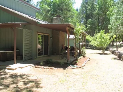 254 Green Tree Loop, Grants Pass, OR 97527 photo 5
