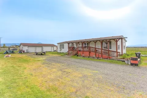 856 E Dutton Rd, Eagle Point, OR 97524 photo 12