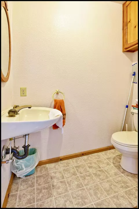 638 Crystal Dr, Eagle Point, OR 97524 photo 10