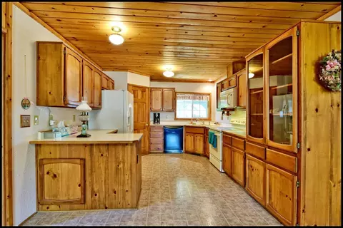 638 Crystal Dr, Eagle Point, OR 97524 photo 6