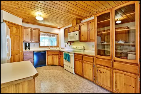638 Crystal Dr, Eagle Point, OR 97524 photo 7