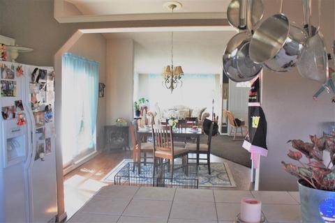 80 Regent Pl, Eagle Point, OR 97524 photo 7