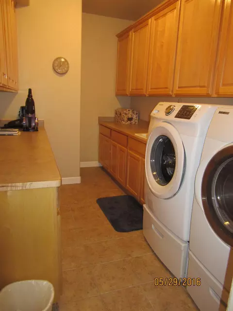 113 Bellerive Dr, Eagle Point, OR 97524 photo 3