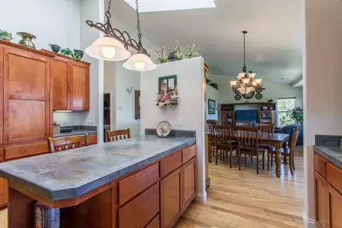 2089 Riley Rd, Eagle Point, OR 97524 photo 10