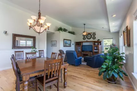 2089 Riley Rd, Eagle Point, OR 97524 photo 12