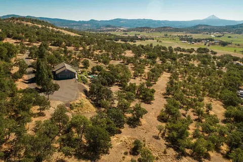 2089 Riley Rd, Eagle Point, OR 97524 photo 28