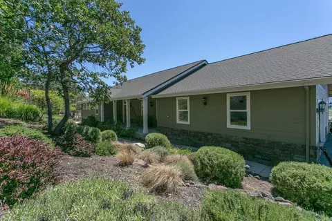 2089 Riley Rd, Eagle Point, OR 97524 photo 3