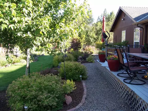 1898 Pine Grove Rd, Rogue River, OR 97537 photo 4