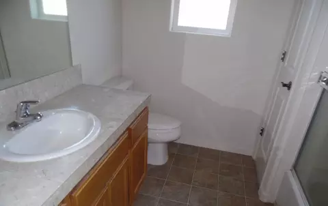 348 N Deanjou Ave, Eagle Point, OR 97524 photo 4