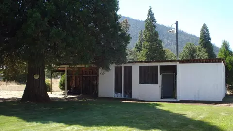 135 Norman Rd, Selma, OR 97538 photo 8
