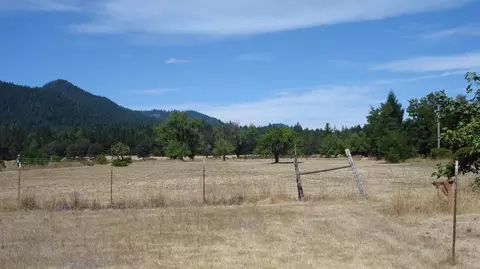 135 Norman Rd, Selma, OR 97538 photo 11