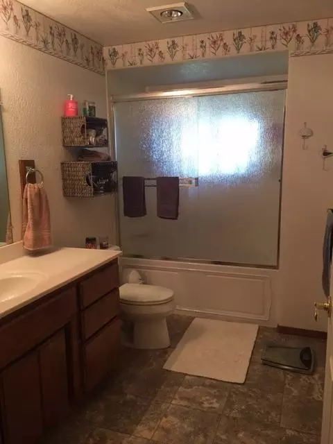 40 Osprey Dr, Eagle Point, OR 97524 photo 9