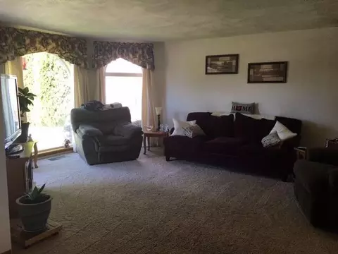 40 Osprey Dr, Eagle Point, OR 97524 photo 3