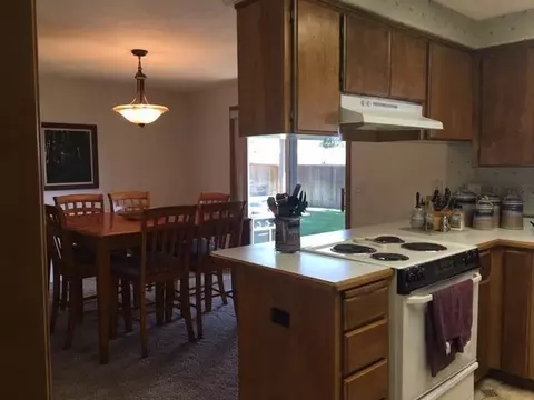 40 Osprey Dr, Eagle Point, OR 97524 photo 5