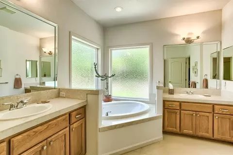 672 Ridgeway Ave, Central Point, OR 97502 photo 18