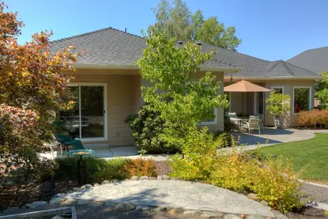 672 Ridgeway Ave, Central Point, OR 97502 photo 28